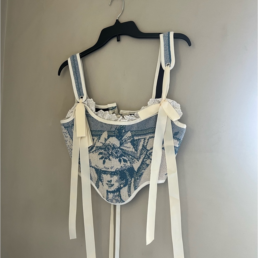 “Vintage Victorian” lace up corset